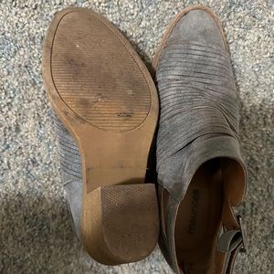 Green Maurices booties